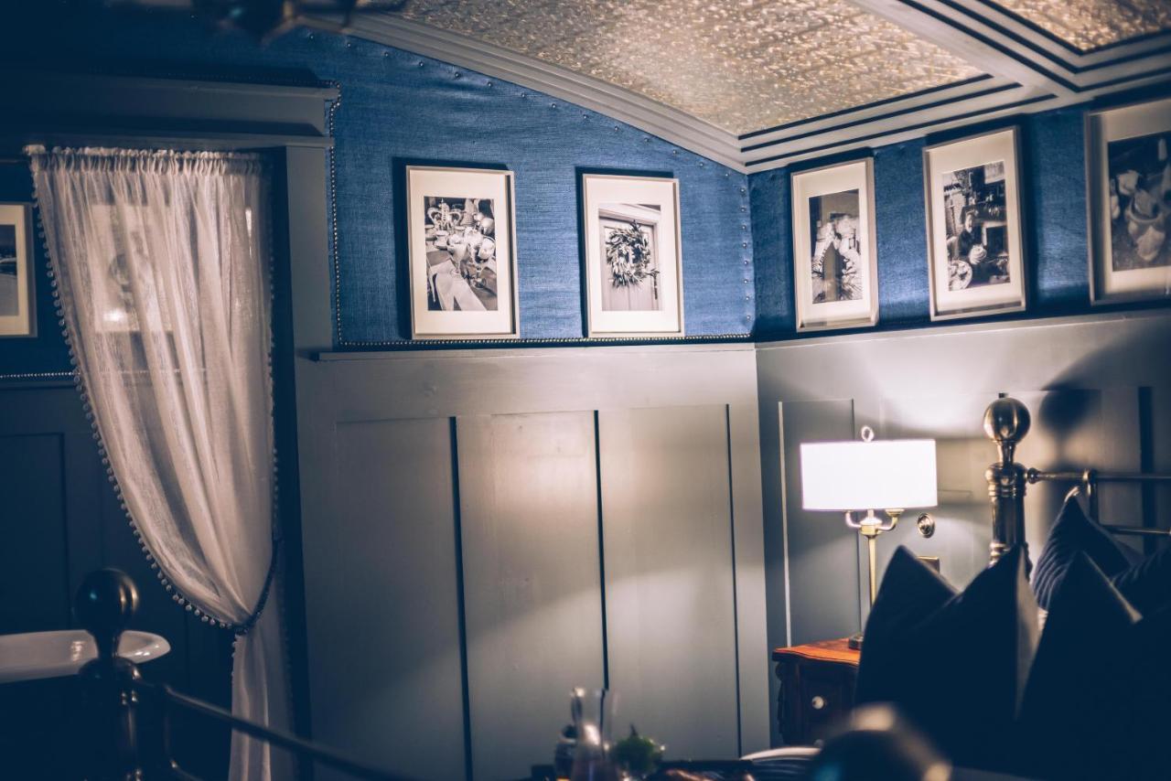 Sheddington Manor - 2 Bedroom Guest House & Cinema 贝尔法斯特 外观 照片