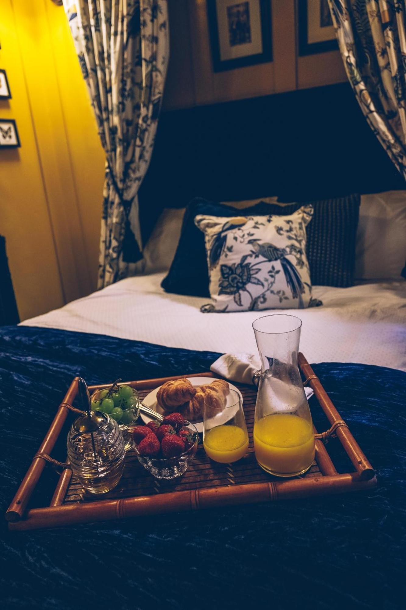 Sheddington Manor - 2 Bedroom Guest House & Cinema 贝尔法斯特 外观 照片